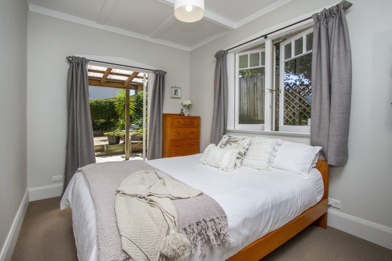 Photo of property in 26 Tipahi Street, Nelson South, Nelson, 7010