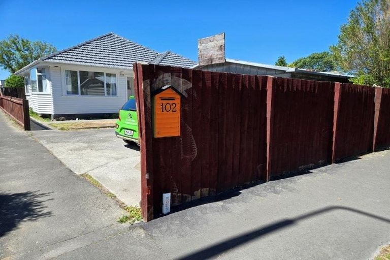 Photo of property in 2/102 Yaldhurst Road, Sockburn, Christchurch, 8042
