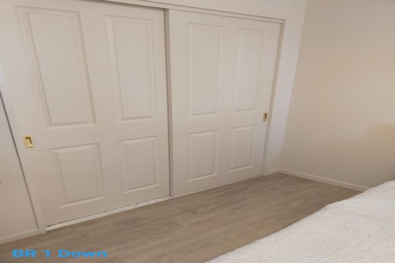 Photo of property in 31 Pooks Road, Ranui, Auckland, 0612