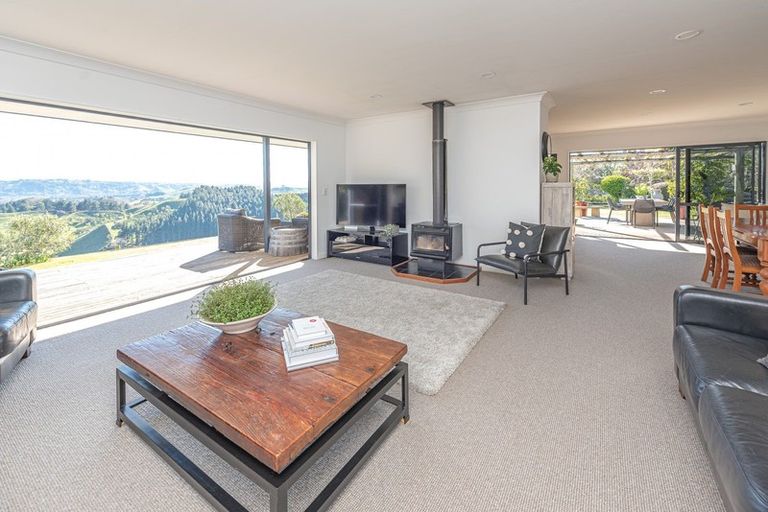 Photo of property in 163 Mount View Road, Bastia Hill, Whanganui, 4500