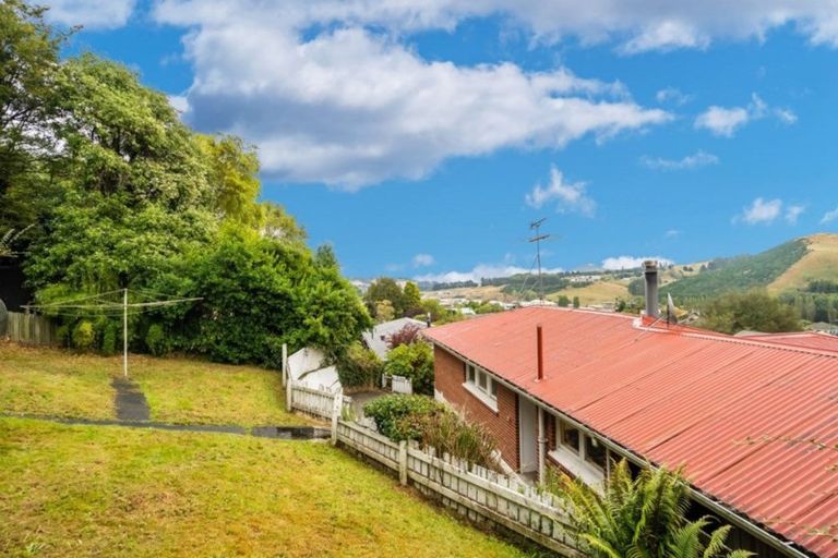 Photo of property in 32 Hocken Street, Kenmure, Dunedin, 9011