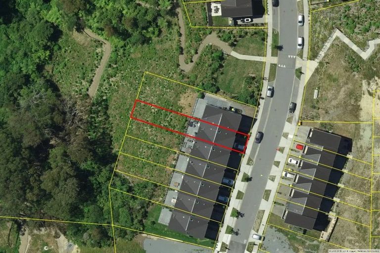 Photo of property in 28 Holystone Road, Whitby, Porirua, 5024