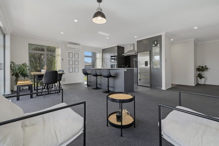 Photo of property in 78 Penetaka Heights, Pyes Pa, Tauranga, 3112