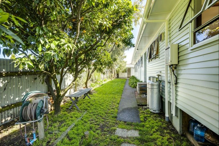 Photo of property in 709b Duke Street, Mahora, Hastings, 4120