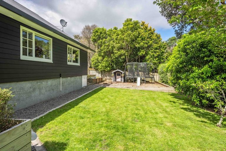 Photo of property in 50 Huia Street, Waikanae, 5036