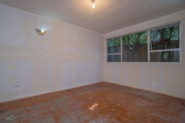 Photo of property in 41 Parrs Cross Road, Henderson, Auckland, 0612