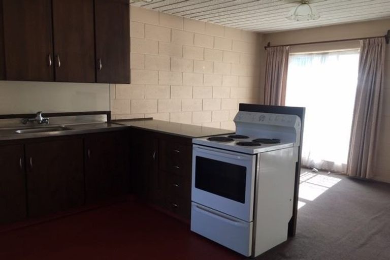 Photo of property in 1/555 Hillside Road, Caversham, Dunedin, 9012