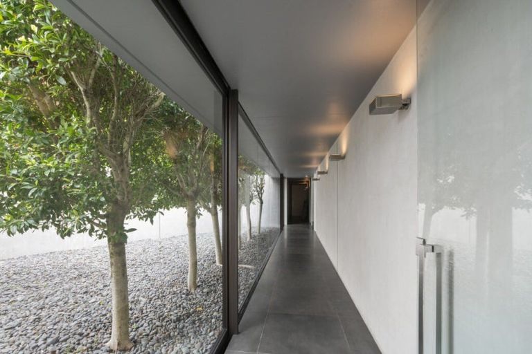 Photo of property in 137 Shore Road, Remuera, Auckland, 1050