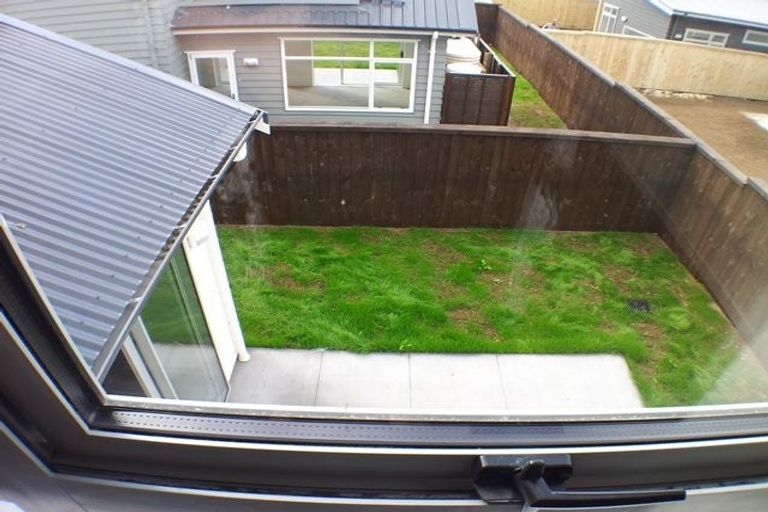 Photo of property in 79 Buckley Avenue, Hobsonville, Auckland, 0616