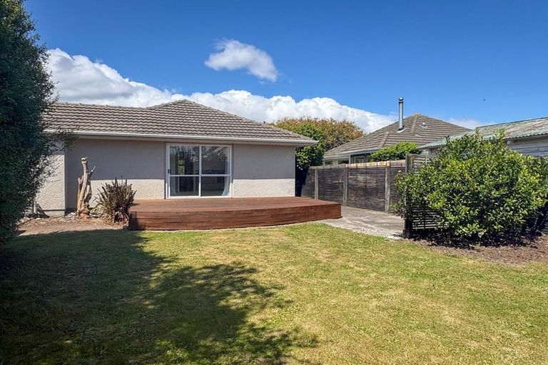 Photo of property in 45 Charlcott Street, Burnside, Christchurch, 8053