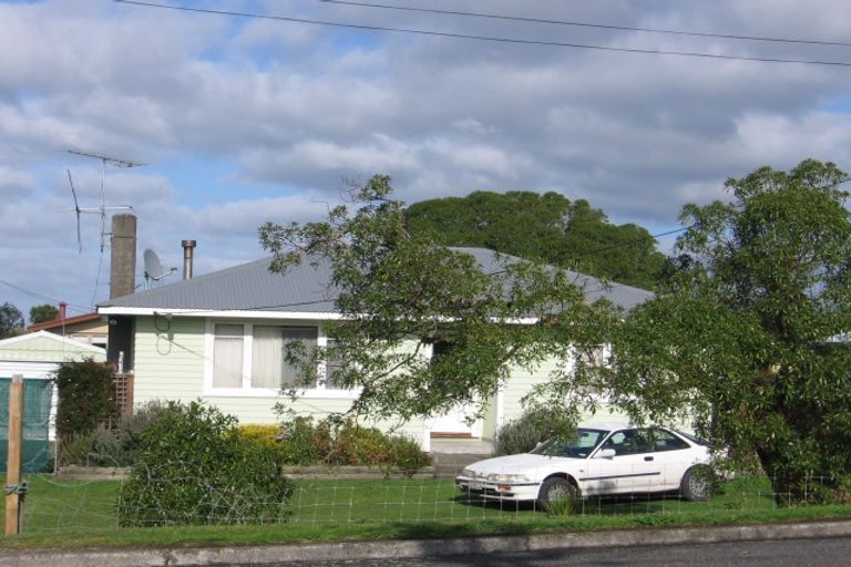 Photo of property in 50 Brandon Street, Featherston, 5710