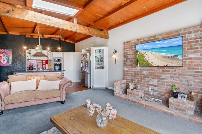 Photo of property in 49 Ferry Road, West Plains, Invercargill, 9879