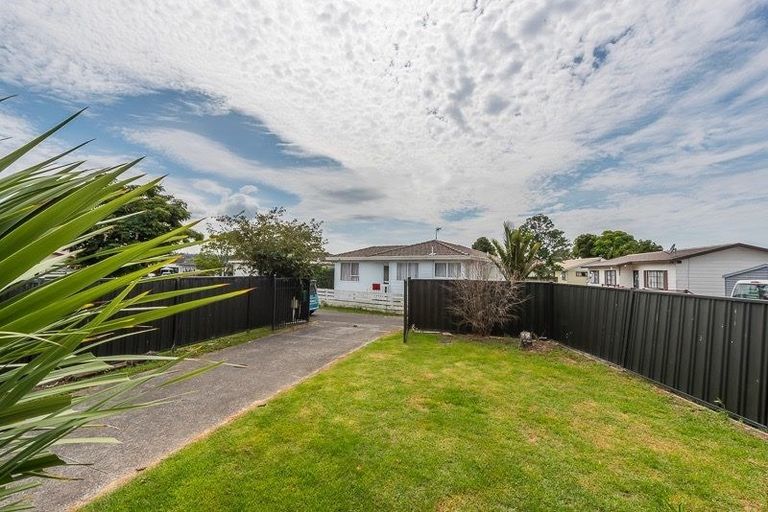 Photo of property in 9 Elisa Lane, Ranui, Auckland, 0612