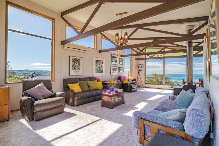 Photo of property in 4 Winston Place, Kew, Dunedin, 9012