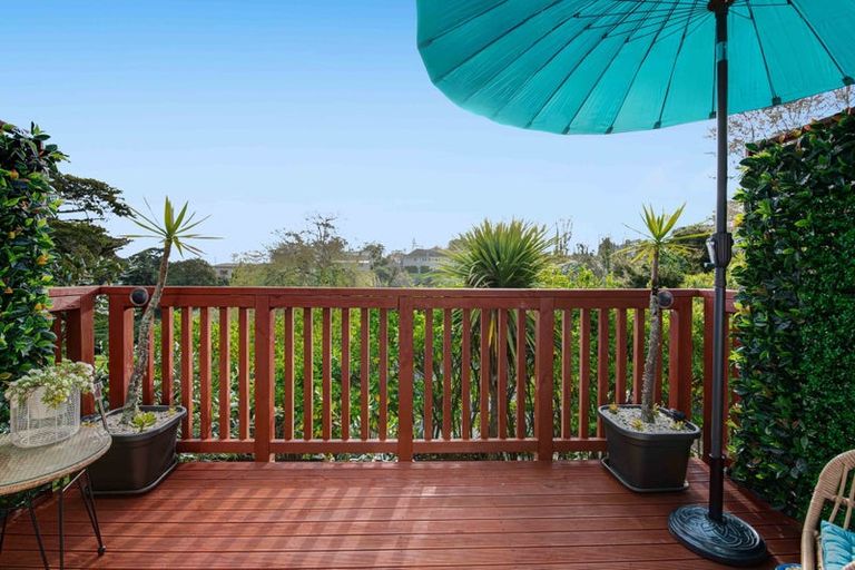 Photo of property in 27a Makiri Street, Helensville, 0800