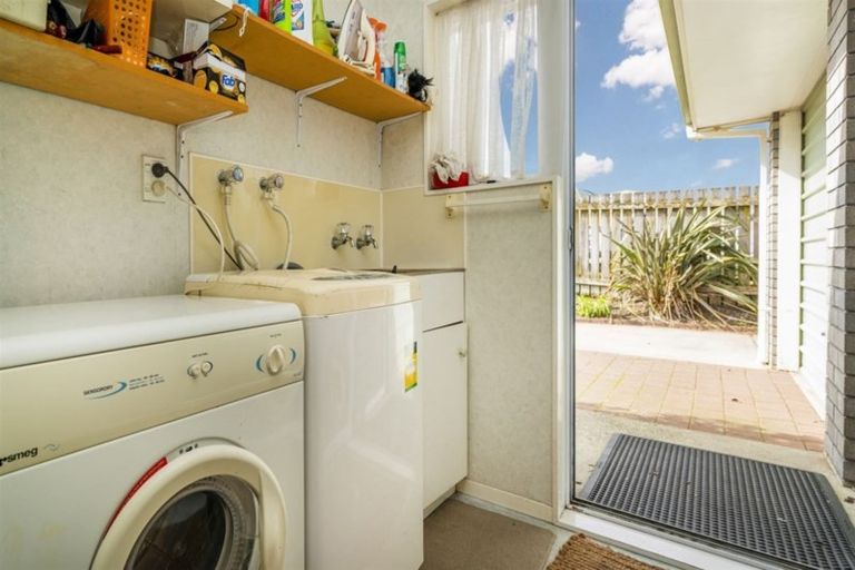 Photo of property in 6 Whitby Avenue, Whitianga, 3510