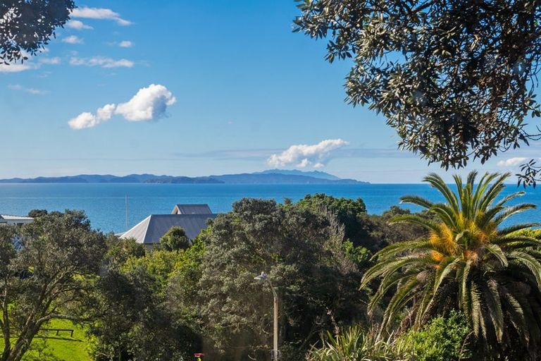 Photo of property in 18 Glenelg Road, Red Beach, 0932
