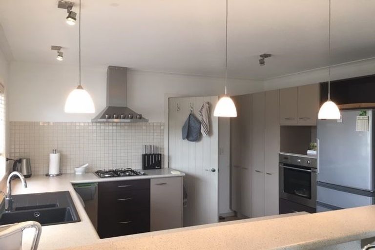 Photo of property in 12 Consort Close, Paraparaumu Beach, Paraparaumu, 5032