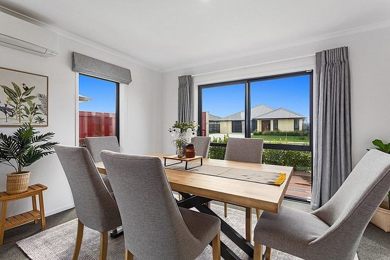 Photo of property in 1 Karearea Drive, Coastlands, Whakatane, 3120