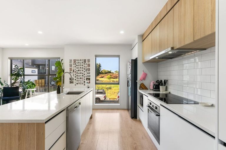 Photo of property in 19 Mataitai Road, Hobsonville, Auckland, 0618