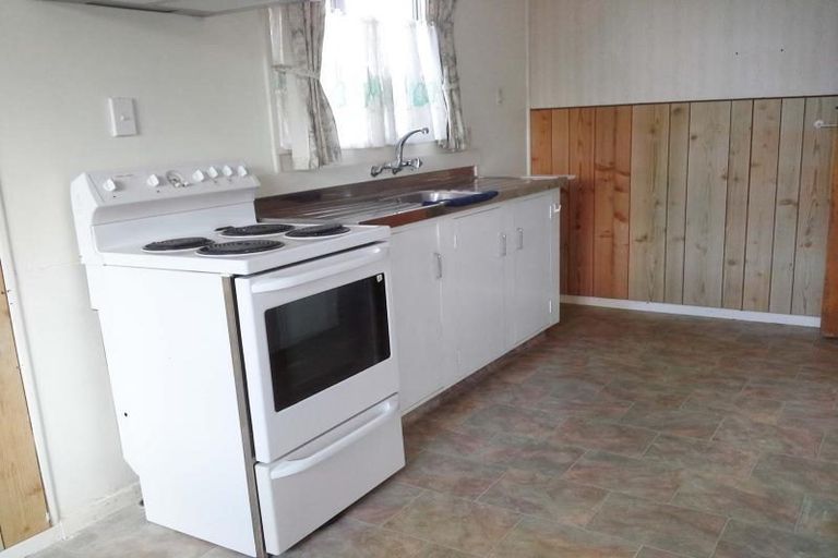 Photo of property in 16 Rangitake Drive, Spotswood, New Plymouth, 4310