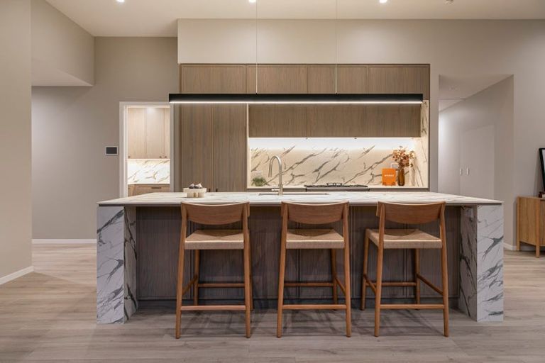 Photo of property in 9 Kamana Rise, Wanaka, 9382