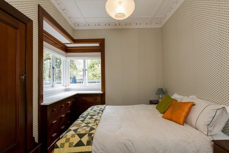 Photo of property in 38 Selwyn Road, Havelock North, 4130