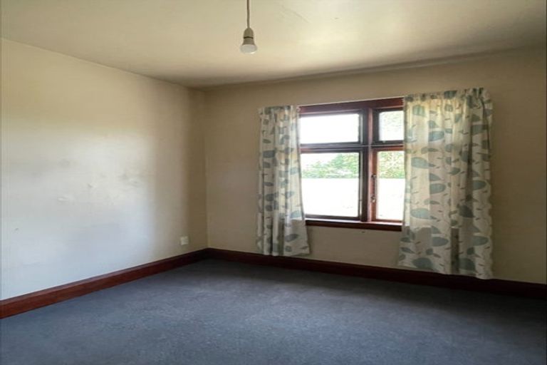 Photo of property in 12 James K Baxter Place, Addington, Christchurch, 8024