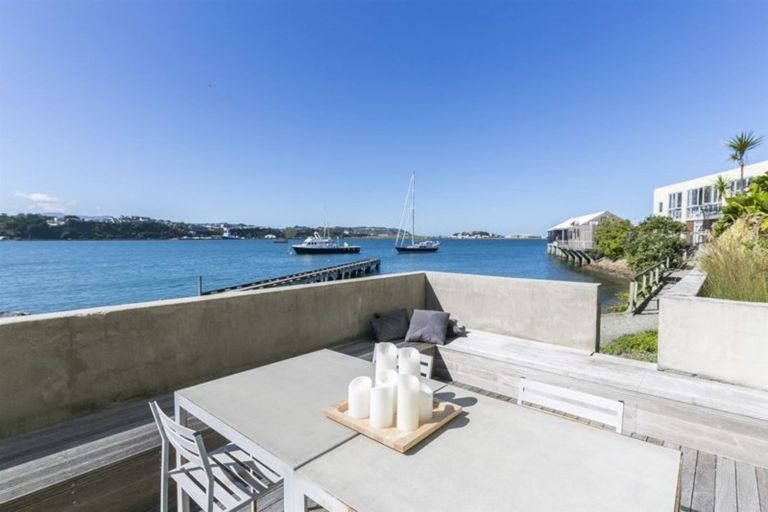 Photo of property in Marrakech Cafe, 15/305 Evans Bay Parade, Hataitai, Wellington, 6021