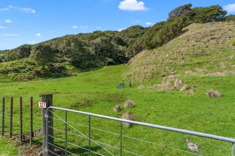Photo of property in 327 Taneatua Road, Taneatua, Whakatane, 3191