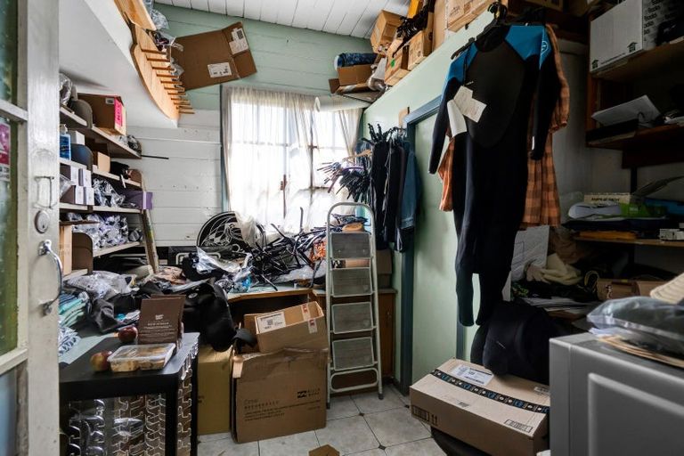 Photo of property in 102 Tasman Street, Opunake, 4616