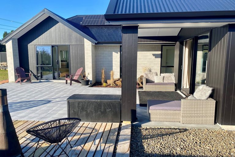 Photo of property in 16 Pollock Street, Alexandra, 9320