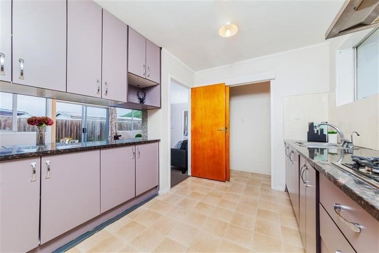 Photo of property in 2/3 Martin Road, Manurewa, Auckland, 2102