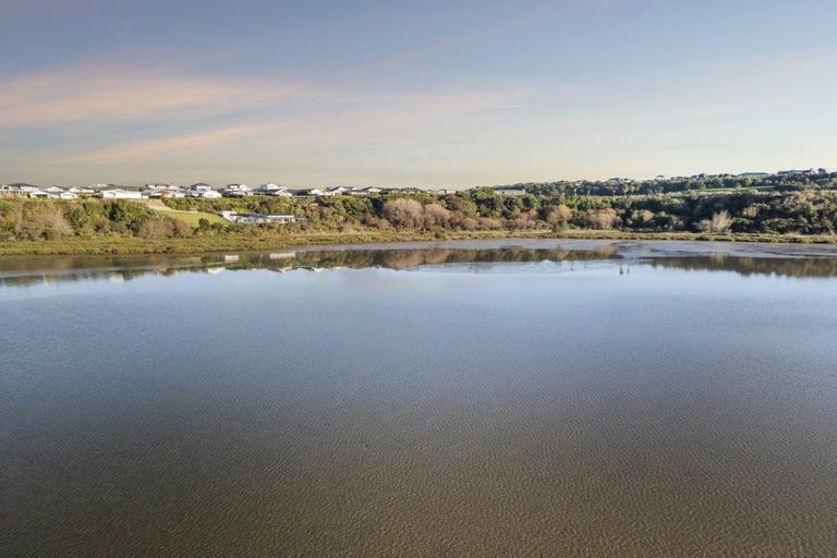 Photo of property in 83a Lynley Park Drive, Omokoroa, 3114