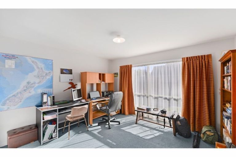 Photo of property in 1a Whaka Terrace, Huntsbury, Christchurch, 8022