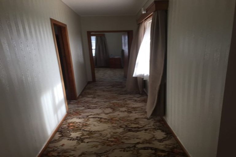 Photo of property in 14 Fraser Road, Papatoetoe, Auckland, 2025