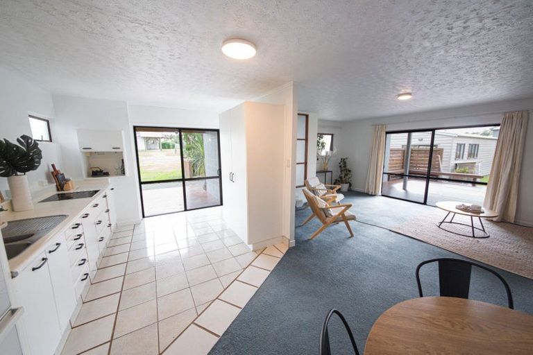 Photo of property in 5 John Street, Raglan, 3225