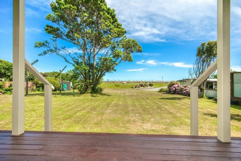 Photo of property in 27 Beach Street, Hokitika, 7810
