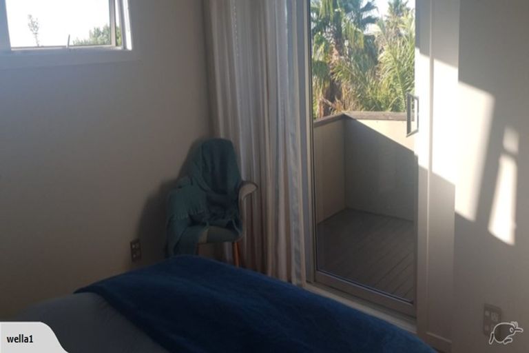 Photo of property in 4/318 Beach Road, Campbells Bay, Auckland, 0630