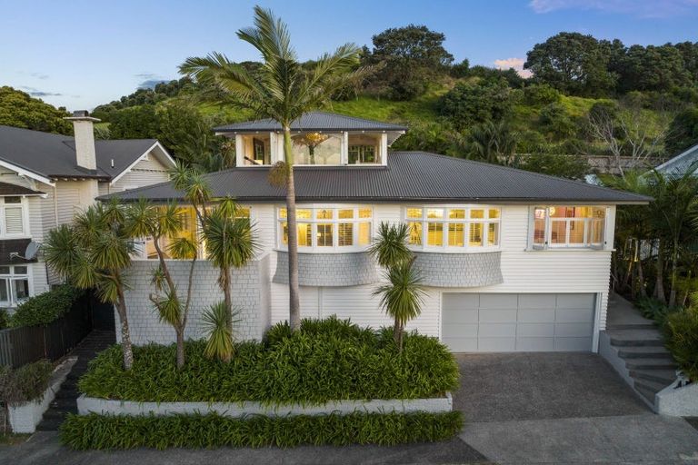 Photo of property in 6 Macky Avenue, Devonport, Auckland, 0624