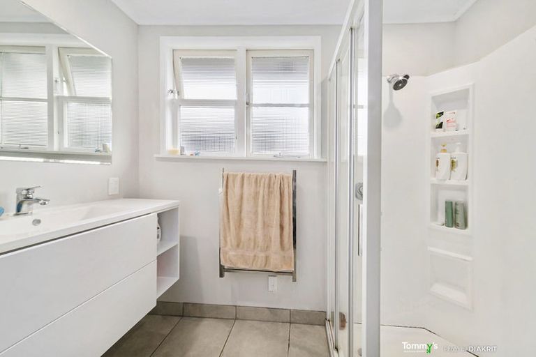 Photo of property in 1 Durham Street, Solway, Masterton, 5810