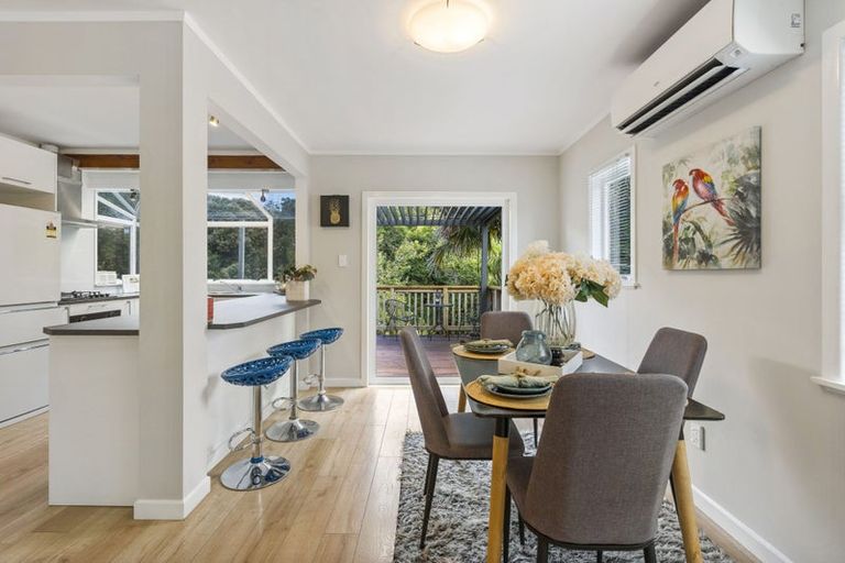 Photo of property in 38 Paramu Avenue, Birkdale, Auckland, 0626