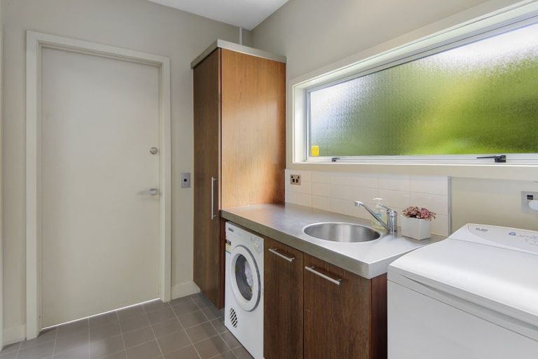 Photo of property in 33 Wroxton Terrace, Merivale, Christchurch, 8014