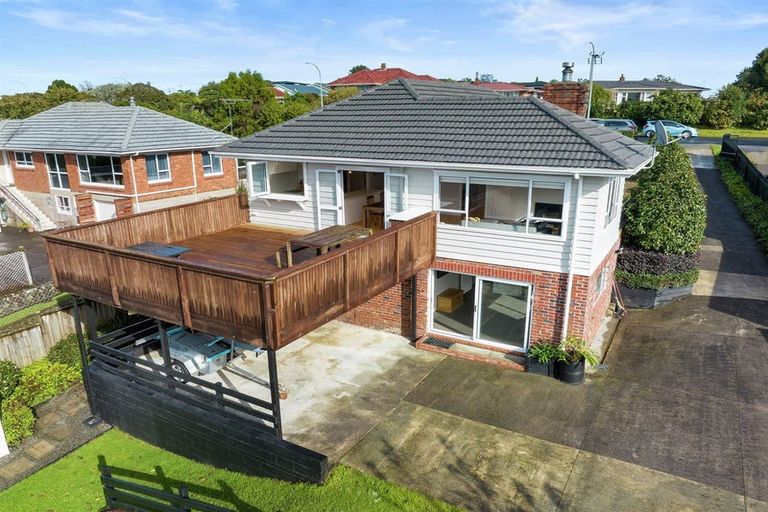 Photo of property in 6 Greenhill Crescent, Pakuranga, Auckland, 2010