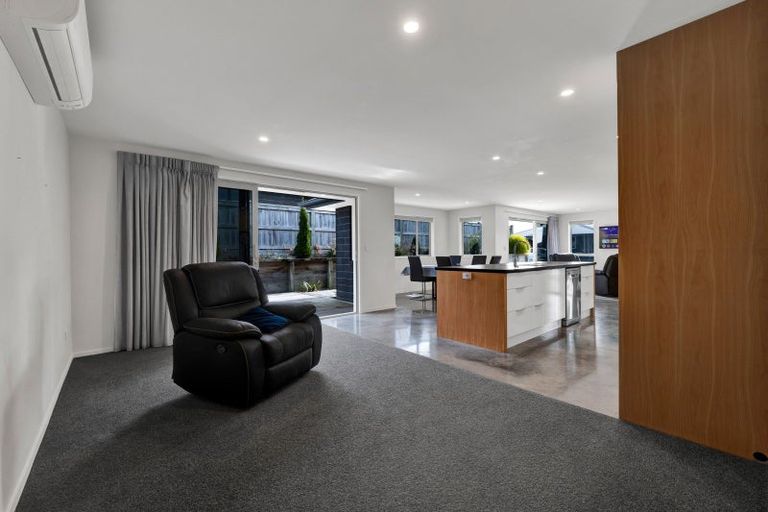 Photo of property in 61 Cyrus Street, Whalers Gate, New Plymouth, 4310