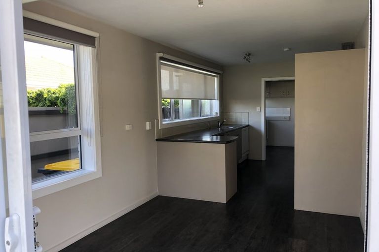 Photo of property in 38 Fern Drive, Halswell, Christchurch, 8025