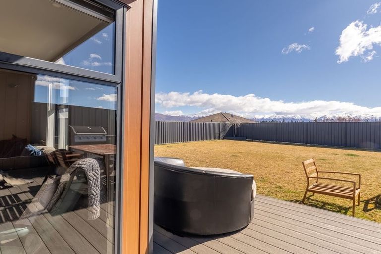 Photo of property in 1 Aoraki Crescent, Twizel, 7901