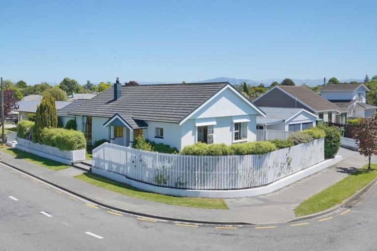 Photo of property in 120 Blackett Street, Rangiora, 7400