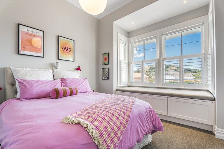 Photo of property in 9 Shoal Bay Road, Devonport, Auckland, 0624