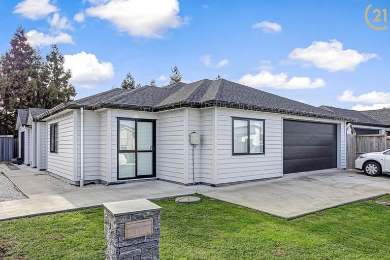 Photo of property in 17 Hard Beech Street, Takanini, 2110